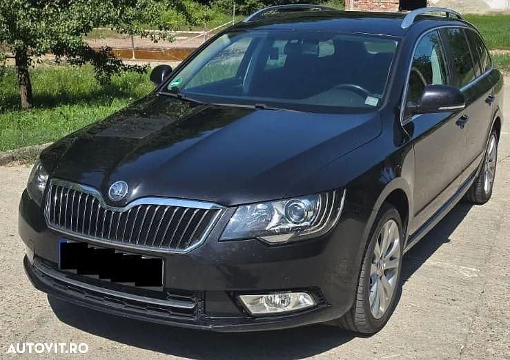 Culoarenegru Utilizat 2014 Skoda Superb Break | 13.490 EUR (Scump) - Imagine 1/4