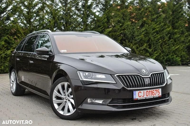 Second-hand Skoda Superb Ambition 190 CP (139 kW) 2019 Culoaremaro Break