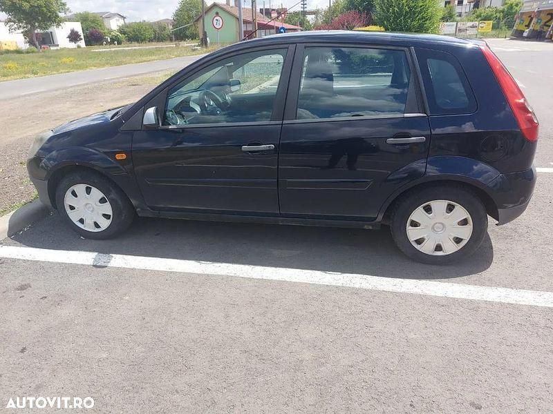 Albastru Utilizat 2008 Ford Fiesta Hatchback | 1.000 EUR (Preț bun) - Imagine 1/4