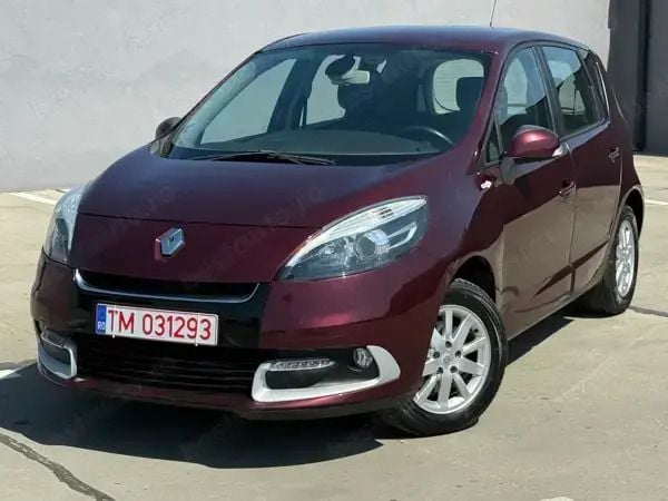 Rosu Utilizat 2013 Renault Scénic III Monovolum | 4.150 EUR (Preț bun) - Imagine 1/4