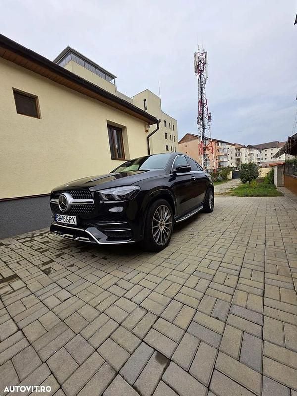 Culoarenegru Utilizat 2021 Mercedes GLE350 AMG line Coupe | 69.800 EUR (Scump) - Imagine 1/4