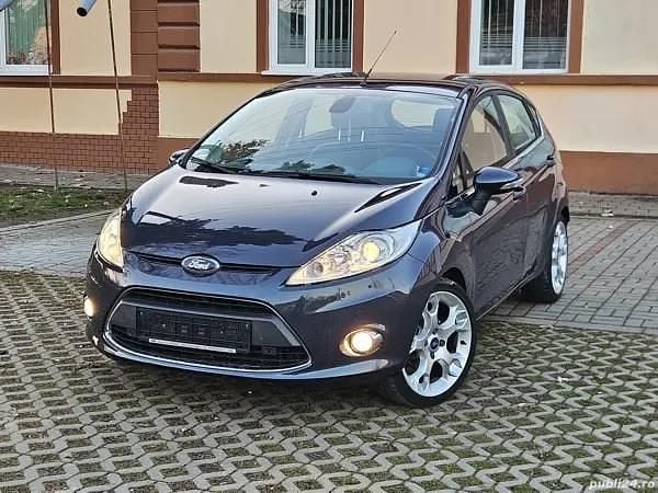 Gri Utilizat 2011 Ford Fiesta Hatchback | 4.500 EUR - Imagine 1/4