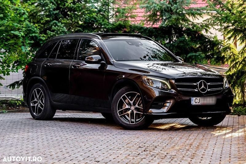 Culoaremaro Utilizat 2016 Mercedes GLC220 SUV | 21.450 EUR (Puțin scump) - Imagine 1/4