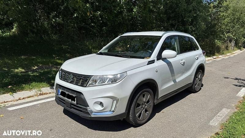 Culoarealb Utilizat 2019 Suzuki Vitara SUV | 12.800 EUR - Imagine 1/4
