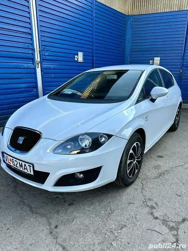 Utilizat 2011 Seat Leon Hatchback | 3.890 EUR (Preț OK) - Imagine 1/4