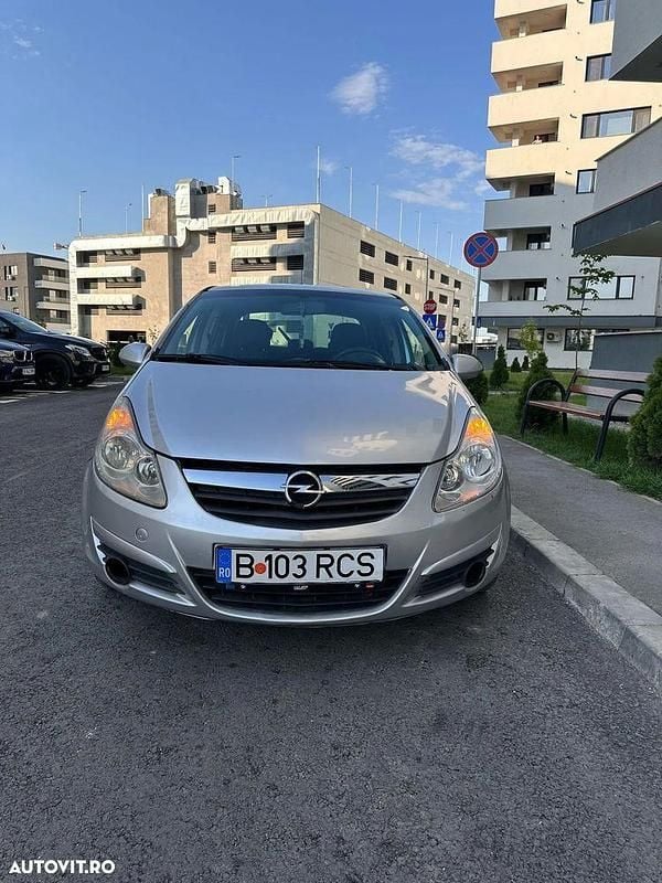 Gri Utilizat 2009 Opel Corsa | 1.500 EUR (Preț bun) - Imagine 1/4