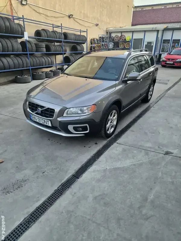 Utilizat 2009 Volvo XC70 SUV | 4.000 EUR - Imagine 1/4