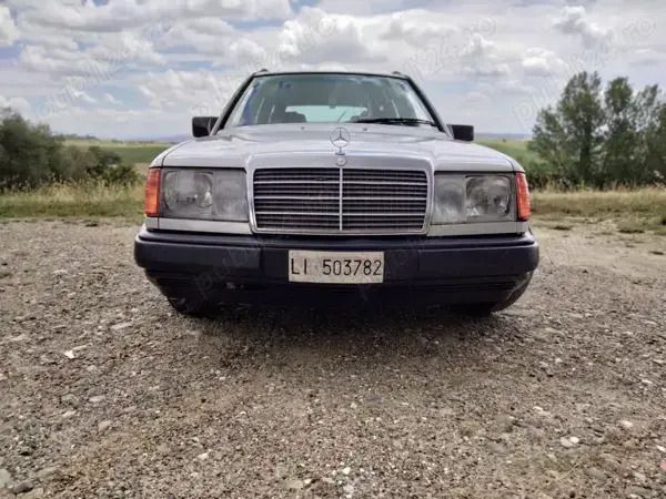 Utilizat 1989 Mercedes 250 Break | 6.500 EUR - Imagine 1/4