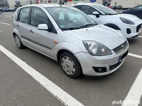 Utilizat 2007 Ford Fiesta Hatchback | 9.000 EUR - Imagine 1/3
