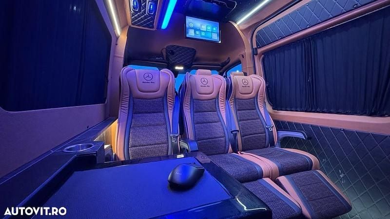 Second-hand Mercedes Sprinter 170 CP (125 kW) 2022 Culoarealb Van