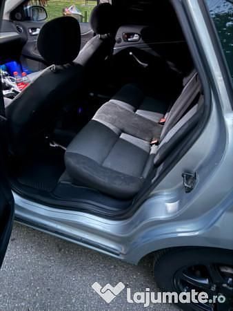 Second-hand Ford Mondeo 140 CP (102 kW) 2008 Verde Berlinǎ