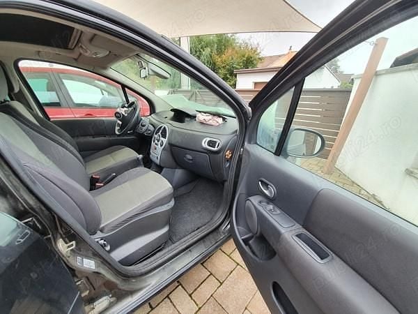 Second-hand Renault Modus 102 CP (75 kW) 2008 Negru Monovolum