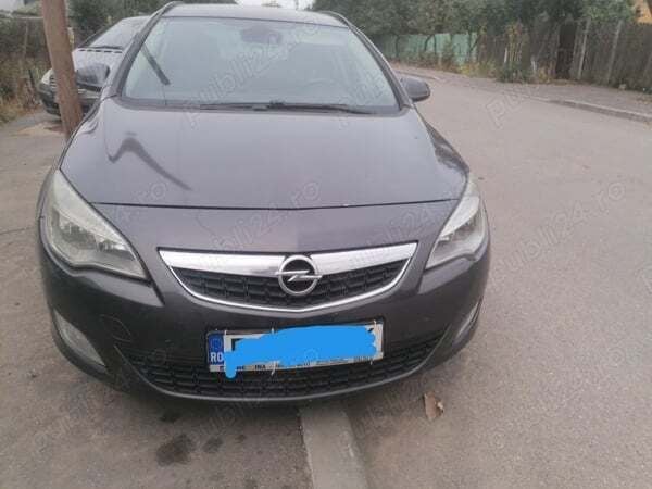 Second-hand Opel Astra 110 CP (80 kW) 2011 Break