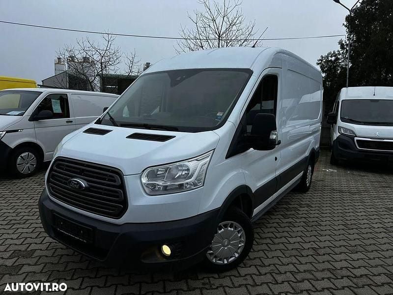 Second-hand Ford Transit 125 CP (91 kW) 2014 Culoarealb Monovolum
