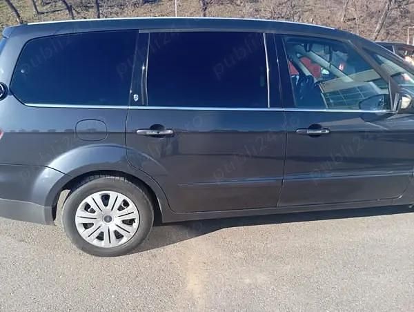 Utilizat 2007 Ford Galaxy Ghia Monovolum | 3.900 EUR (Puțin scump) - Imagine 1/4
