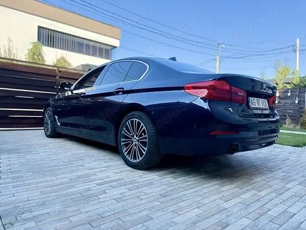 Albastru Utilizat 2019 BMW 530e iPerformance Berlinǎ | 26.950 EUR (Super Preț) - Imagine 1/4