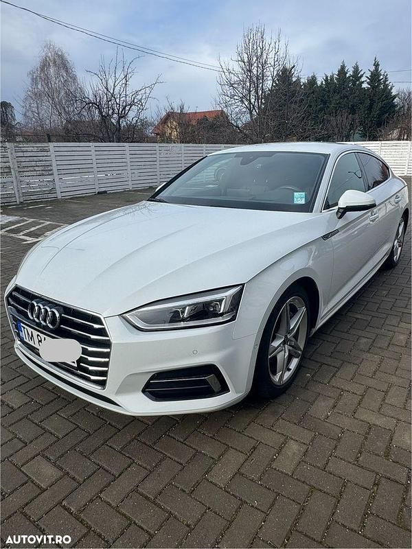 Culoarealb Second-hand 2018 Audi A5 Hatchback | 21.900 EUR (Preț OK) - Imagine 1/4