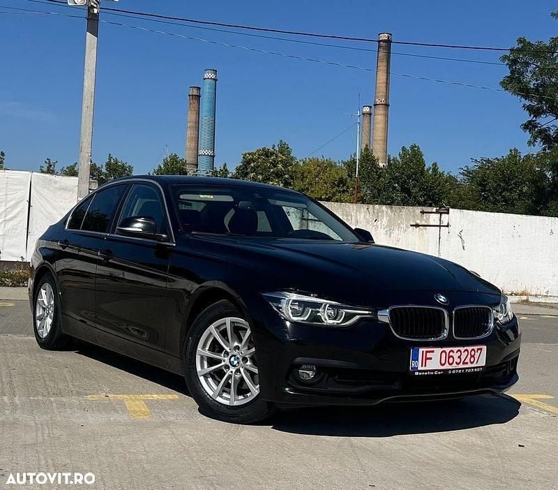 Culoarenegru Utilizat 2016 BMW 320 Comfort Edition Berlinǎ | 12.600 EUR (Super Preț) - Imagine 1/4