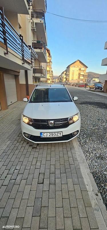Second-hand Dacia Logan Prestige 90 CP (66 kW) 2019 Culoarealb Hatchback