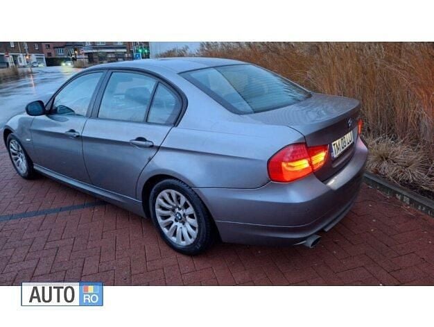 Gri Utilizat 2010 BMW 318 Berlinǎ | 5.250 EUR (Preț OK) - Imagine 1/4