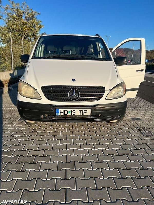Culoarealb Utilizat 2010 Mercedes Vito Hatchback | 5.300 EUR (Super Preț) - Imagine 1/4