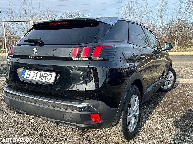 Second-hand Peugeot 3008 Business-Line 130 CP (95 kW) 2019 Culoarenegru SUV