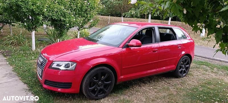 Rosu Utilizat 2009 Audi A3 Sportback Ambiente Hatchback | 5.000 EUR (Preț OK) - Imagine 1/4