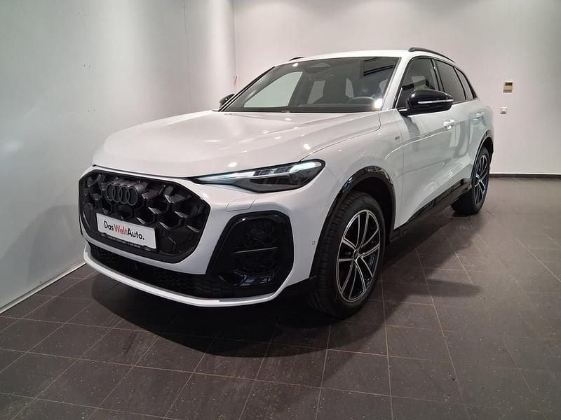 Albnormal Nouă 2025 Audi Q5 SUV | 61.900 EUR (Scump) - Imagine 1/4