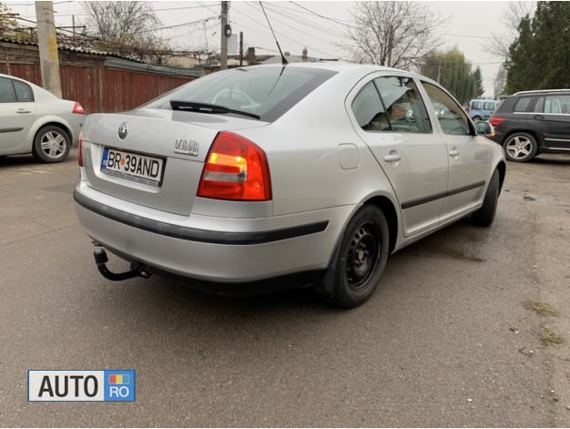 Second-hand Skoda Octavia 105 CP (77 kW) 2008 Gri Berlinǎ