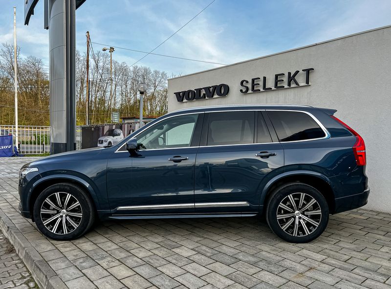 Denim blue Utilizat 2023 Volvo XC90 Plus SUV | 51.500 EUR (Preț OK) - Imagine 1/4