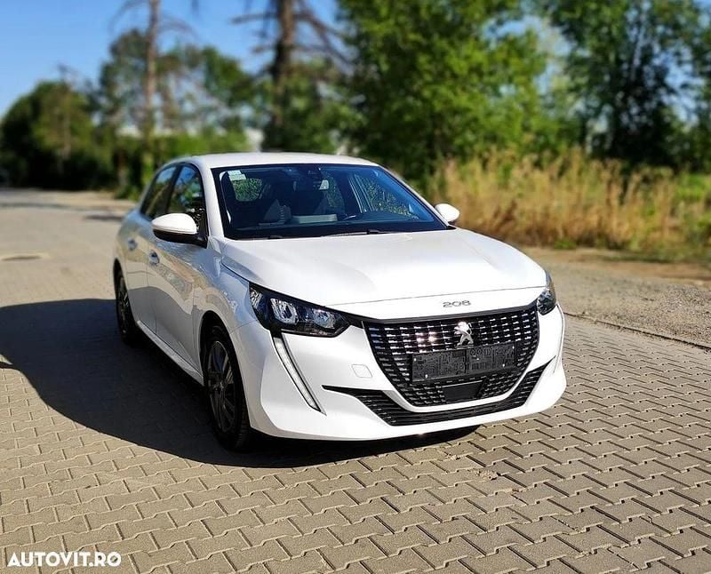 Culoarealb Utilizat 2021 Peugeot 208 Active Hatchback | 8.990 EUR (Preț bun) - Imagine 1/4
