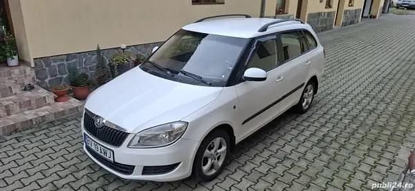 Alb Utilizat 2013 Skoda Fabia Break | 3.100 EUR (Preț OK) - Imagine 1/4