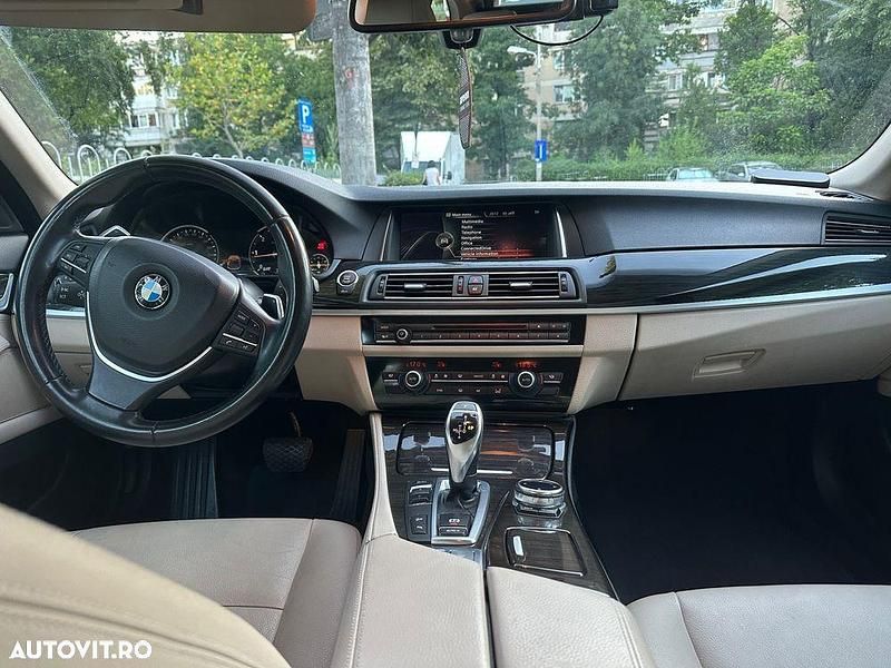 Gri Utilizat 2015 BMW 525 Break | 13.999 EUR (Preț OK) - Imagine 1/4