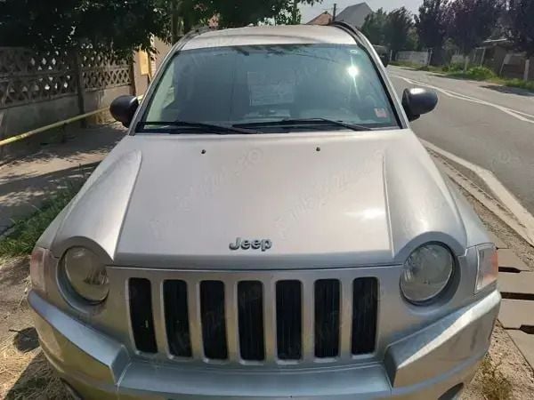 Utilizat 2008 Jeep Compass SUV | 3.500 EUR - Imagine 1/4