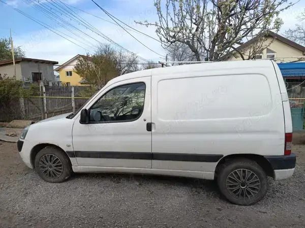 Utilizat 2007 Peugeot Partner Monovolum | 1.800 EUR - Imagine 1/4