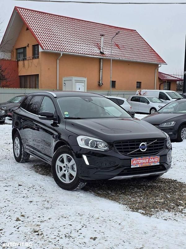 Second-hand Volvo XC60 Ocean Race 150 CP (110 kW) 2015 Culoarenegru SUV