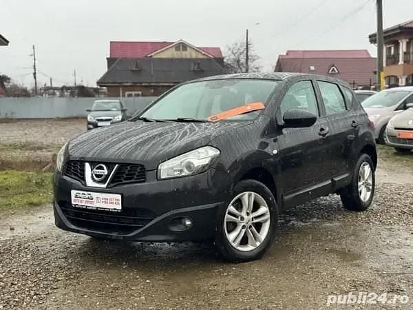 Negru Utilizat 2013 Nissan Qashqai SUV | 6.499 EUR (Preț OK) - Imagine 1/4