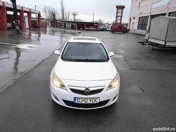Second-hand Opel Astra 120 CP (88 kW) 2011 Hatchback