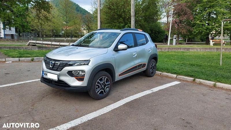 Culoareargint Utilizat 2021 Dacia Spring Comfort Hatchback | 8.400 EUR (Preț OK) - Imagine 1/4