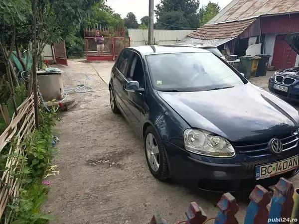 Albastru Utilizat 2006 VW Golf V Hatchback | 2.000 EUR (Preț bun) - Imagine 1/4