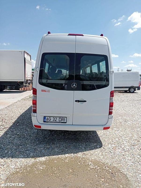 Second-hand Mercedes Sprinter 129 CP (94 kW) 2011 Culoarealb Van