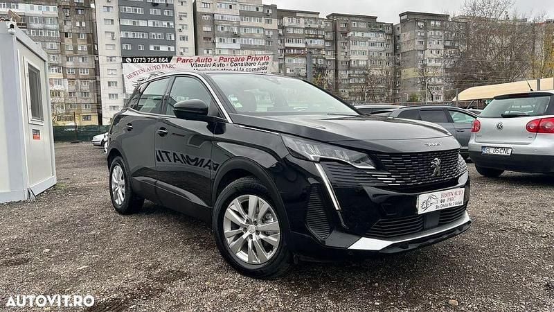 Culoarenegru Utilizat 2021 Peugeot 3008 SUV | 13.900 EUR (Super Preț) - Imagine 1/4