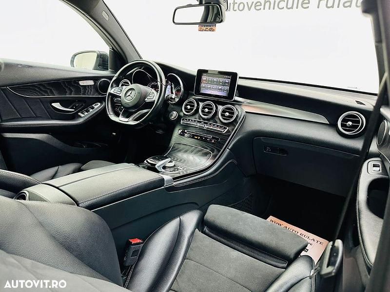 Culoarenegru Utilizat 2018 Mercedes GLC250 SUV | 27.900 EUR (Scump) - Imagine 1/4