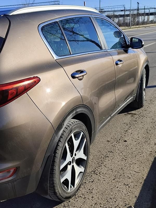 Second-hand Kia Sportage 85 CP (62 kW) 2016 Maro SUV