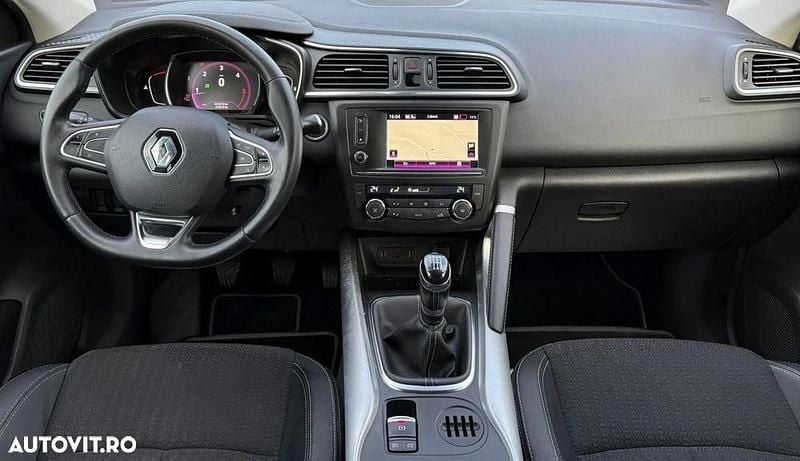 Second-hand Renault Kadjar Bose Edition 130 CP (95 kW) 2015 Culoarerosu SUV