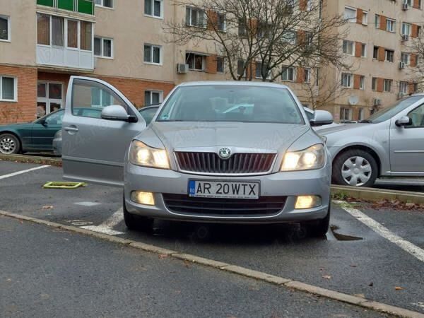 Utilizat 2009 Skoda Octavia Hatchback | 6.000 EUR - Imagine 1/4