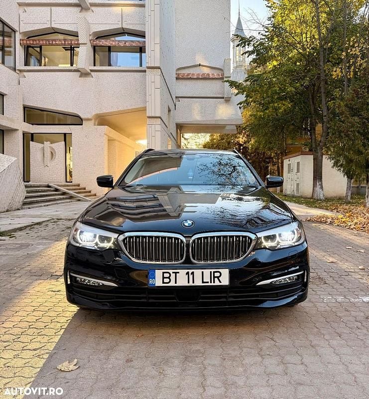 Culoarenegru Utilizat 2018 BMW 520 Comfort Edition Break | 18.250 EUR (Preț bun) - Imagine 1/4