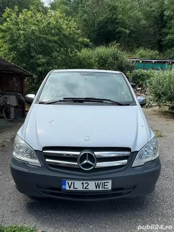Utilizat 2011 Mercedes Vito Monovolum | 9.990 EUR (Puțin scump) - Imagine 1/4