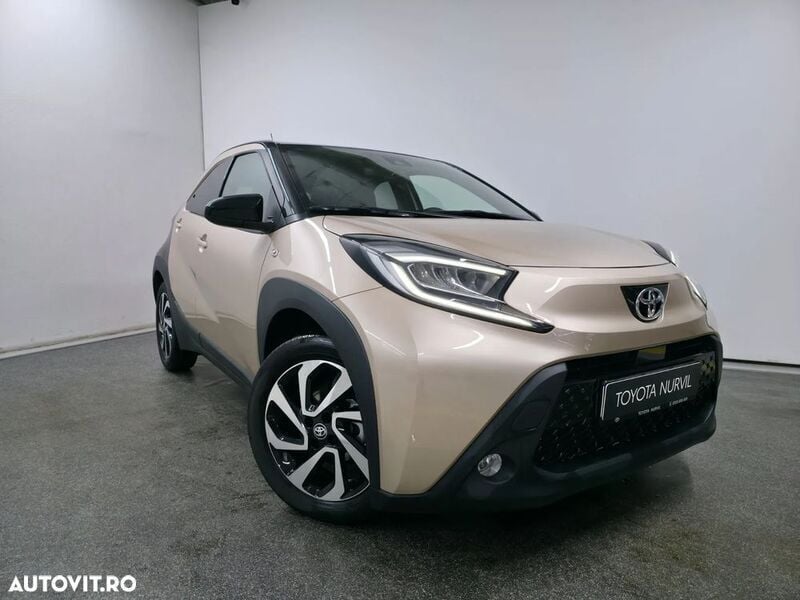 Bej Utilizat 2023 Toyota Aygo Hatchback | 17.286 EUR - Imagine 1/4