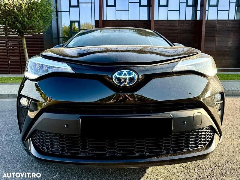 Second-hand Toyota C-HR Edition 184 CP (135 kW) 2022 Culoarenegru SUV